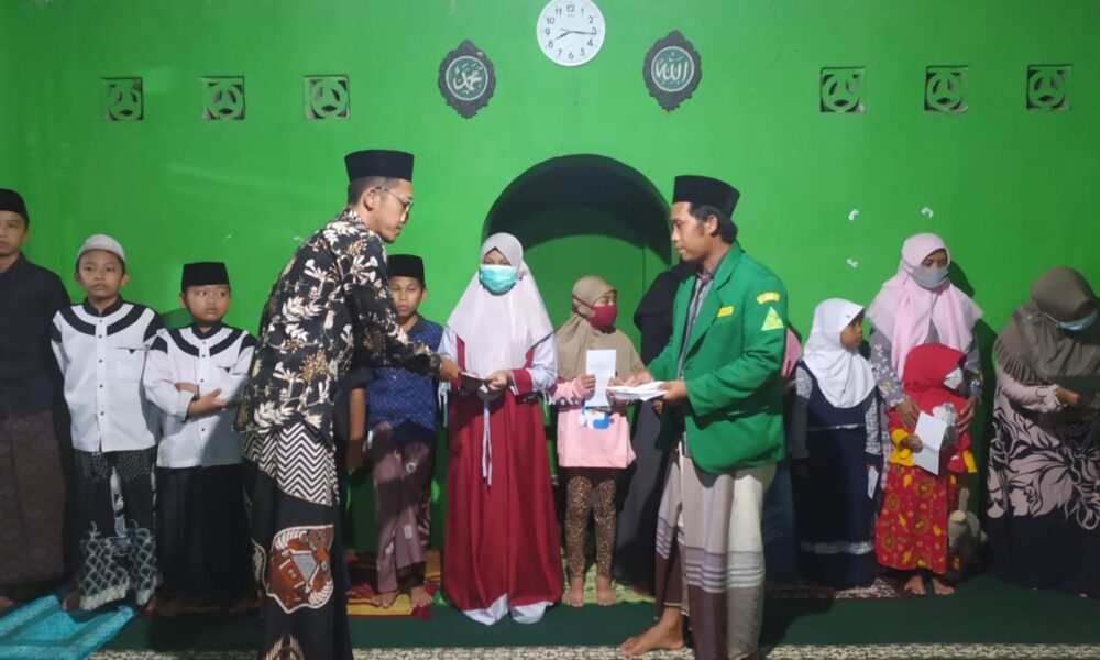 Buka Bersama Pemdes Desa Kedungpucang bersama PAC GP. Ansor Kec. Bener dan Santunan Anak Yatim