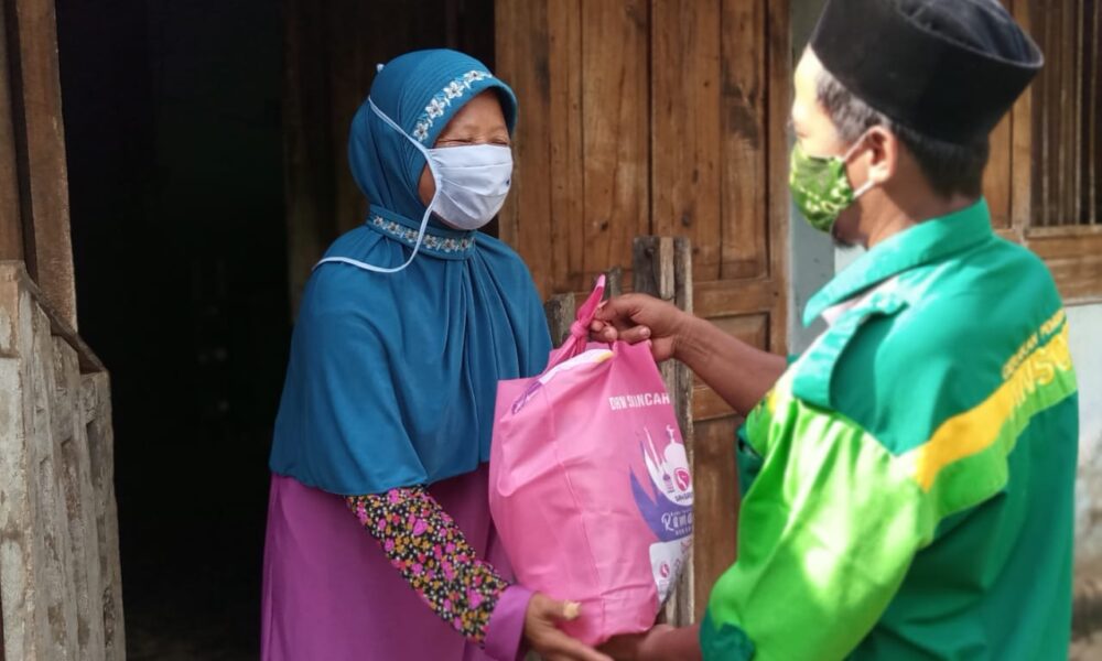 Sinergi Dengan GP Ansor Purworejo, DRW Skincare Indonesia Bagikan 20.000 Paket Sembako