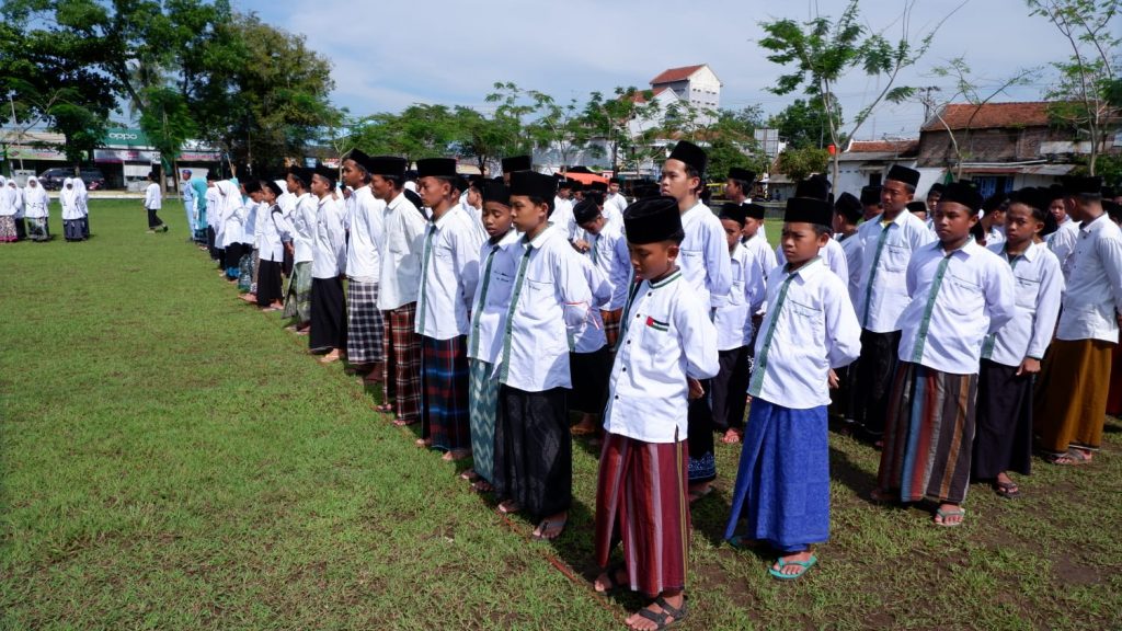 Ribuan Santri di Kecamatan Kemiri Ikuti Upacara Peringatan Hari Santri Nasional 2022