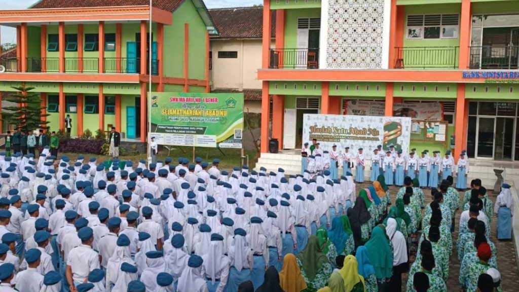 SMK Ma’arif NU 1 Bener, Peringati Harlah Satu Abad NU Dengan Upacara Bendera